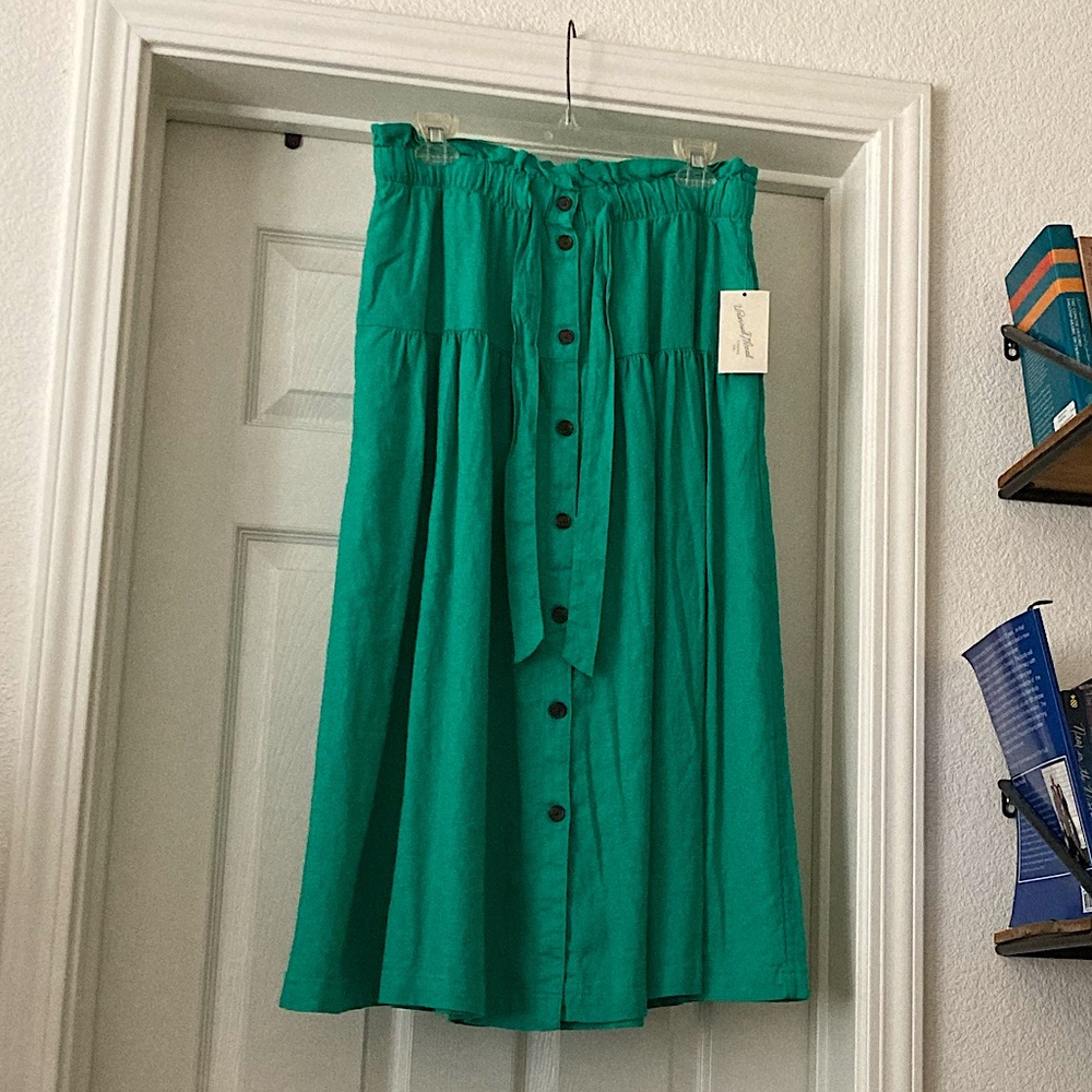 Women's Midi Button-Front Skirt in Emerald Green